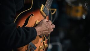best-jazz-guitar-players-2025