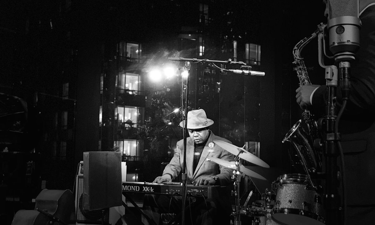 Nate Lucas - Dizzys-BW (1)