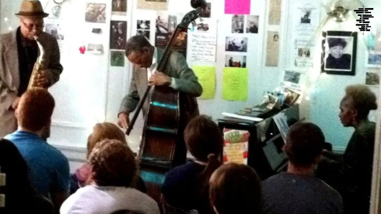 Private Jazz Tours: Behind Velvet Curtains at NYC’s Historic Jazz Clubs